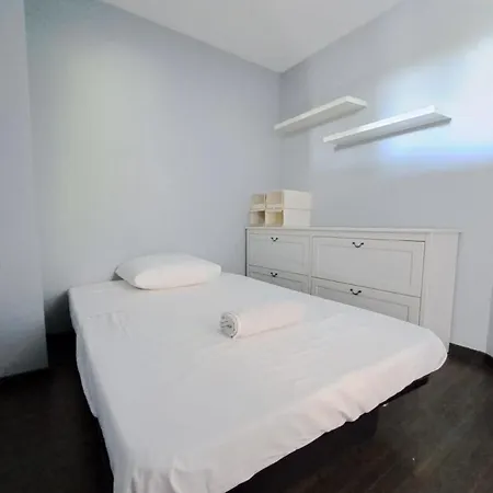Apartment Close Sea - Terrace With Sea View Ac And Parking - Benakey